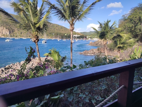 House with pool near: Deshaies, stores, hiking trails, beaches.