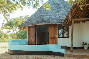 Family Cabin, Balcony | Desk