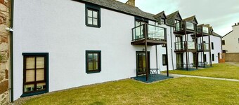 Dolphin Bay - Charming 1 Bedroom Apartment