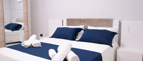 2 chambres, fer et planche Ă repasser, Wi-Fi gratuit, draps fournis