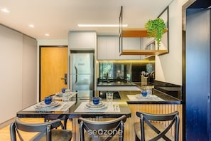 Apartemen Basic | Dapur pribadi | Peralatan masak/sendok-piring