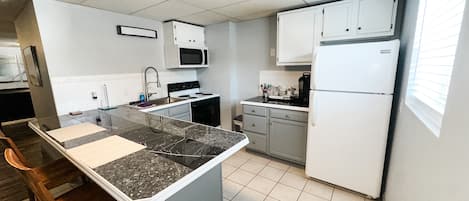 Microwave, oven, stovetop, dishwasher