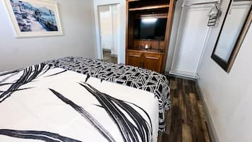 2 makuuhuonetta, silitysrauta/-lauta, Wi-Fi, vuodevaatteet