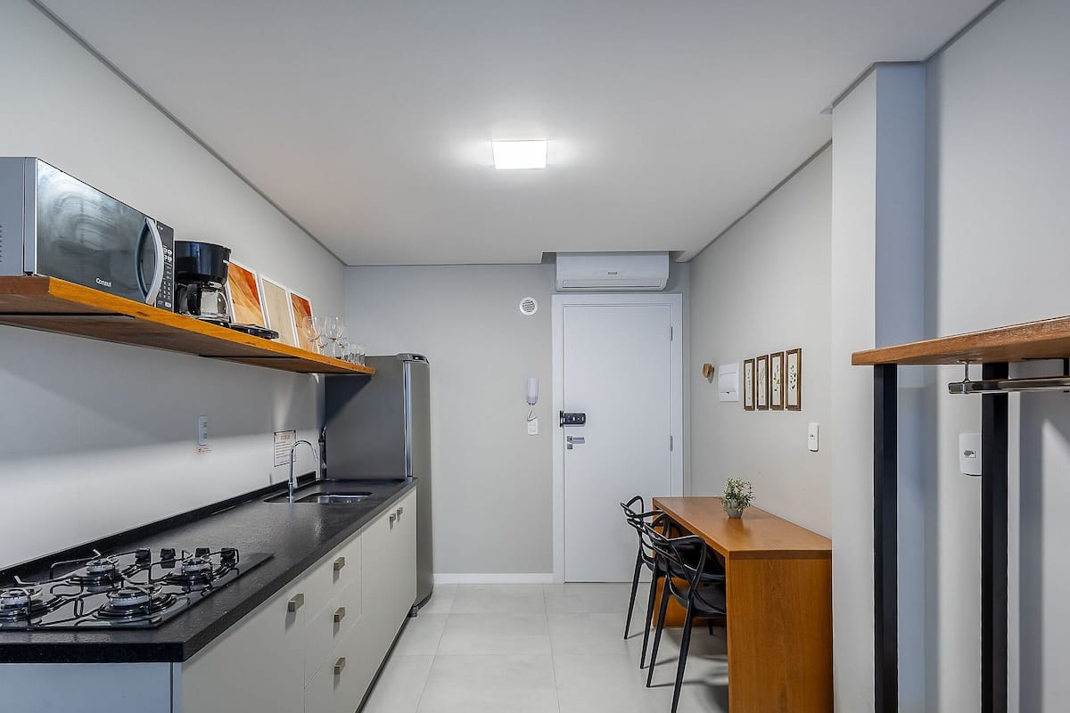 Departamento básico | Cocina privada | Utensilios de cocina