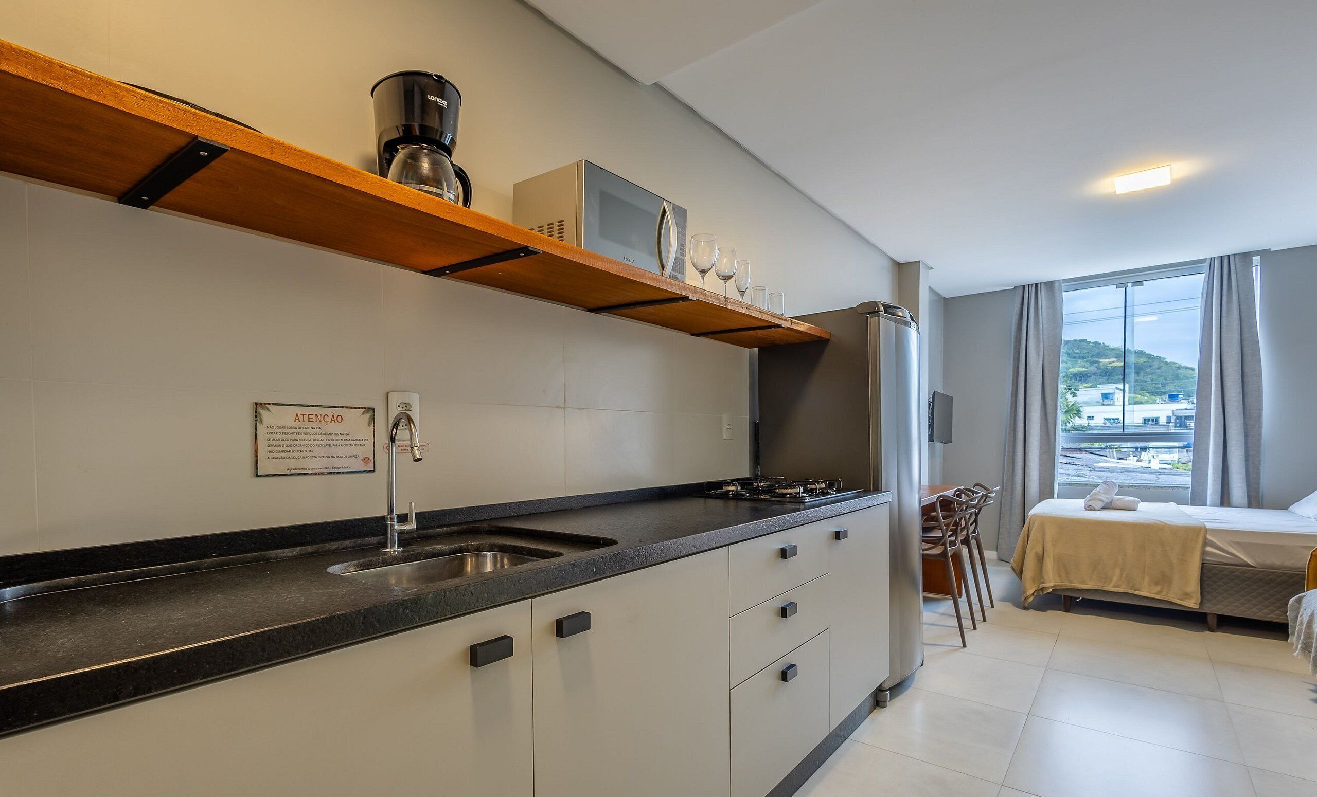 Basic Apartment | Private kitchen | Cookware/dishes/utensils