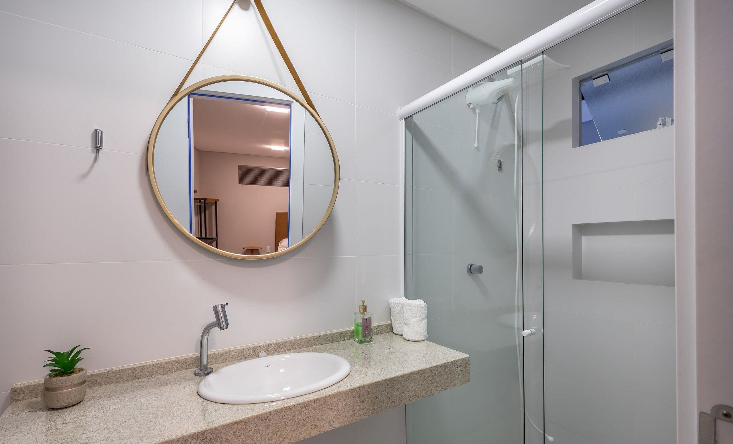 Basic-Apartment | Badezimmer