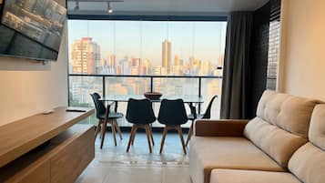 Basic Apartment | Living area | TV