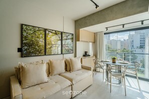 基本公寓 | 客廳 | 電視