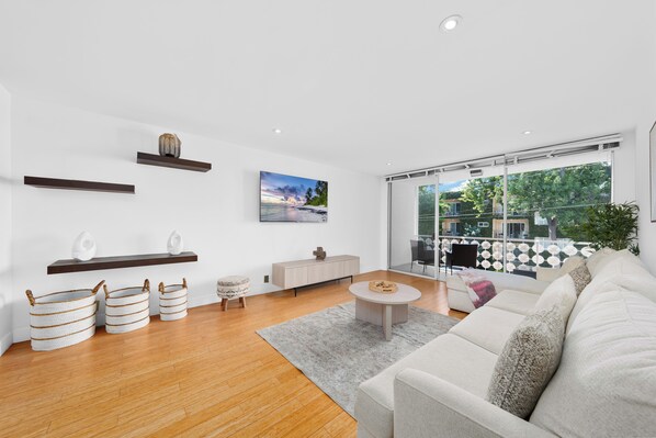 Smart TV, DVD player, books, music library