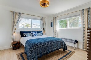 2 bedrooms, desk, iron/ironing board, free WiFi