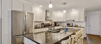Luxe 3 BR Townhome near Trolly Square Wilmington