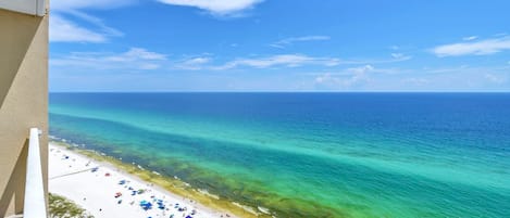 Appartamento, letti multipli (Emerald Beach 2336) | Spiaggia | Sulla spiaggia