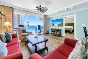 Appart'hôtel, 1 très grand lit et 1 canapé-lit (Shores of Panama 816) | Coin séjour