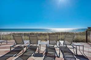 Appart'hôtel, plusieurs lits (Shores of Panama 816) | Terrasse/Patio