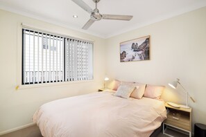 1 bedroom, desk, iron/ironing board, free WiFi