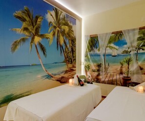 Massage in accommodation - Parque Girasoles Balneario & Cabañas (Purísima del Rincón)