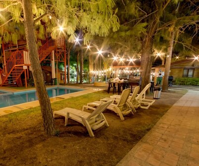 Parque Girasoles Balneario & Cabañas