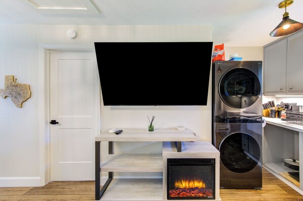 Unclassified image, 1 of 39, button