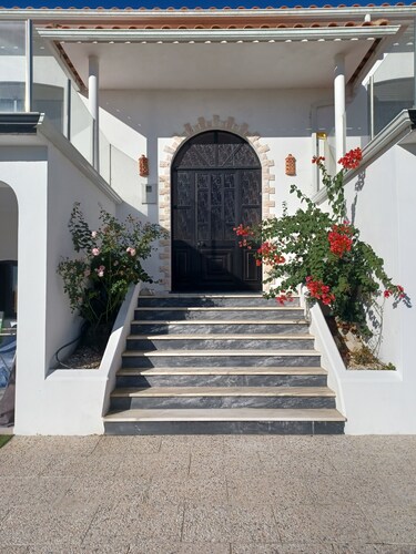 Entspannung, Pool und Fitness, nahe des Ozeans