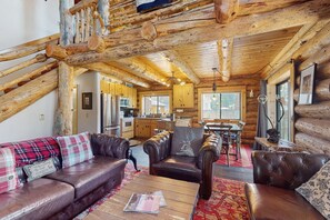 TV, fireplace, DVD player