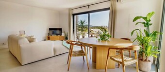Ocean Breeze Retreat - Near Ericeira by Lisbeyond