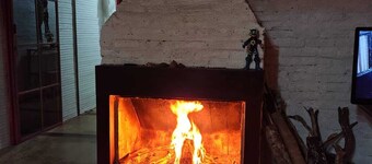 Chácara c ampla casa em condomínio fechado com 8 cachoeiras - Reserva ecológica