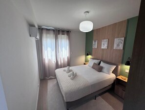 1 chambre, fer et planche à repasser, Wi-Fi gratuit, draps fournis