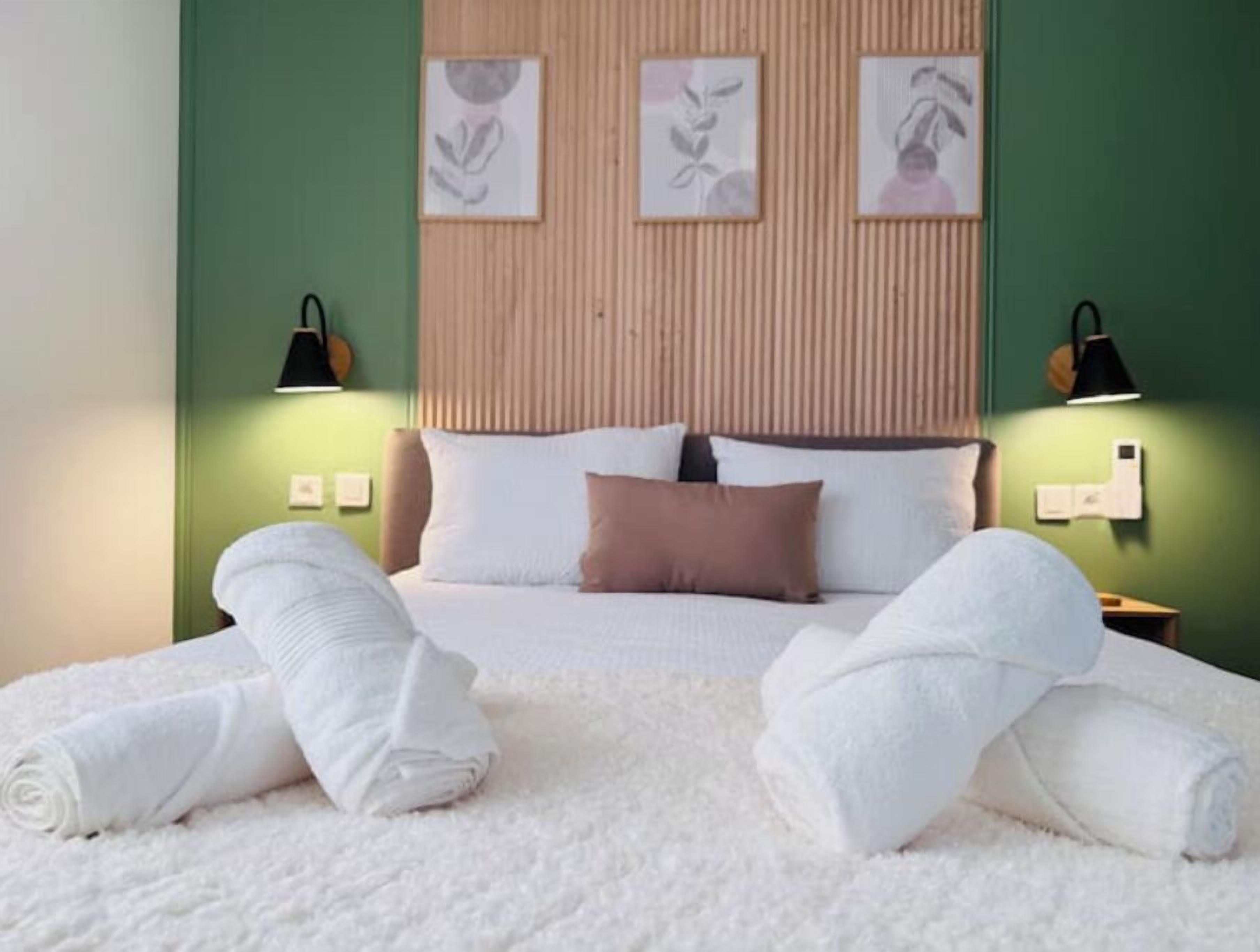 1 chambre, fer et planche à repasser, Wi-Fi gratuit, draps fournis