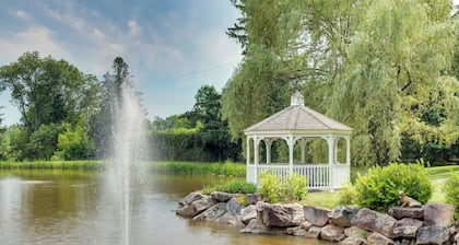 Fish, Swim & Unwind: Lakeside Poconos Retreat