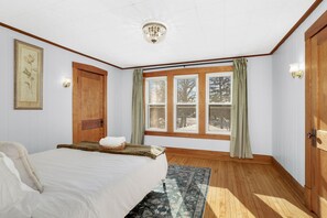 3 chambres, bureau, fer et planche à repasser, Wi-Fi gratuit