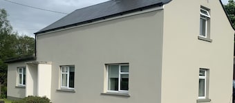 KIVVY COTTAGE, family friendly in Carrigallen, County Leitrim
