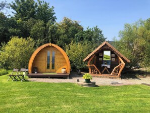 Exterior - RIVER VIEW POD, pet friendly, with open fire in Muff, County Donegal (Muff)