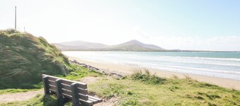 THE SLEEPY SHELL, pet friendly in Ballydavid, County Kerry