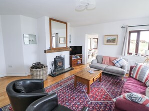 Living area - BAYVIEW, country holiday cottage in Pulathomas, County Mayo (Belmullet)
