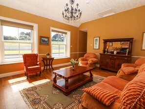 Living area - DROMCLOUGH FARMHOUSE, family friendly in Listowel, County Kerry (Listowel)