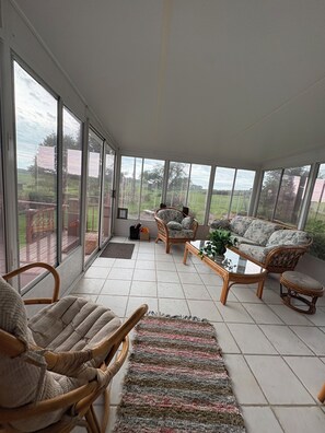 Smart TV, books - The Guest House Under Rose (Central City)