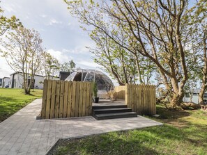 Exterior - NUMBER 2 DOME, romantic, with a garden in Derrybeg, County Donegal (Derrybeg)