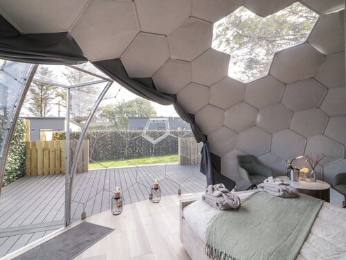 NUMBER 1 DOME, romantic, with a garden in Derrybeg, County Donegal