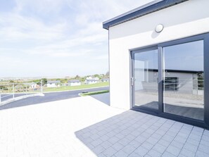 تفاصيل الفندق من الخارج