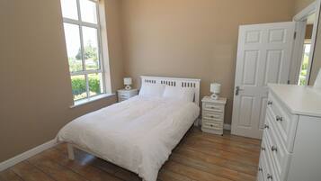 2 bedrooms, Internet