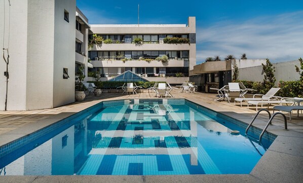 Basic Apartment | Pool