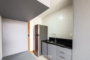 Basic Apartment | Interior