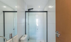 Basic Apartment | Bathroom - Modern and Fully Equipped Apartments 500m From Barra Beach in Salvador ZBN (Salvador)