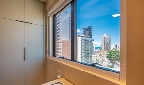 Basic Apartment | Interior - Modern and Fully Equipped Apartments 500m From Barra Beach in Salvador ZBN (Salvador)