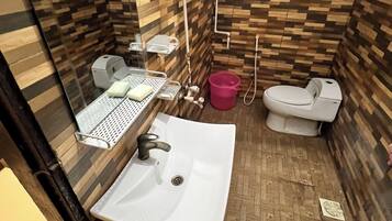 Towels, soap, shampoo