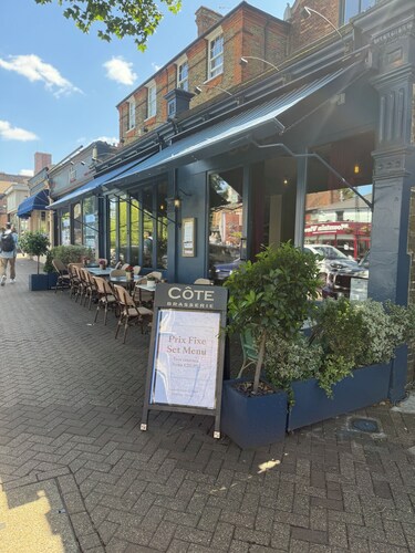 Hillview Modern 3 Bed Bromley, Chislehurst House