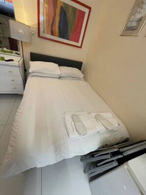 1 bedroom, desk, iron/ironing board, free WiFi