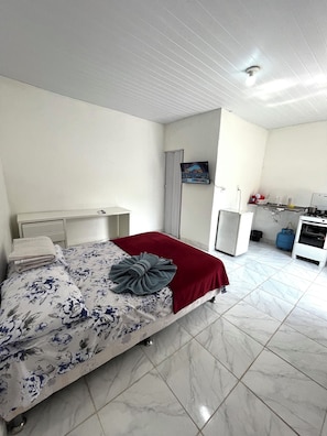 1 bedroom, iron/ironing board, WiFi, bed sheets