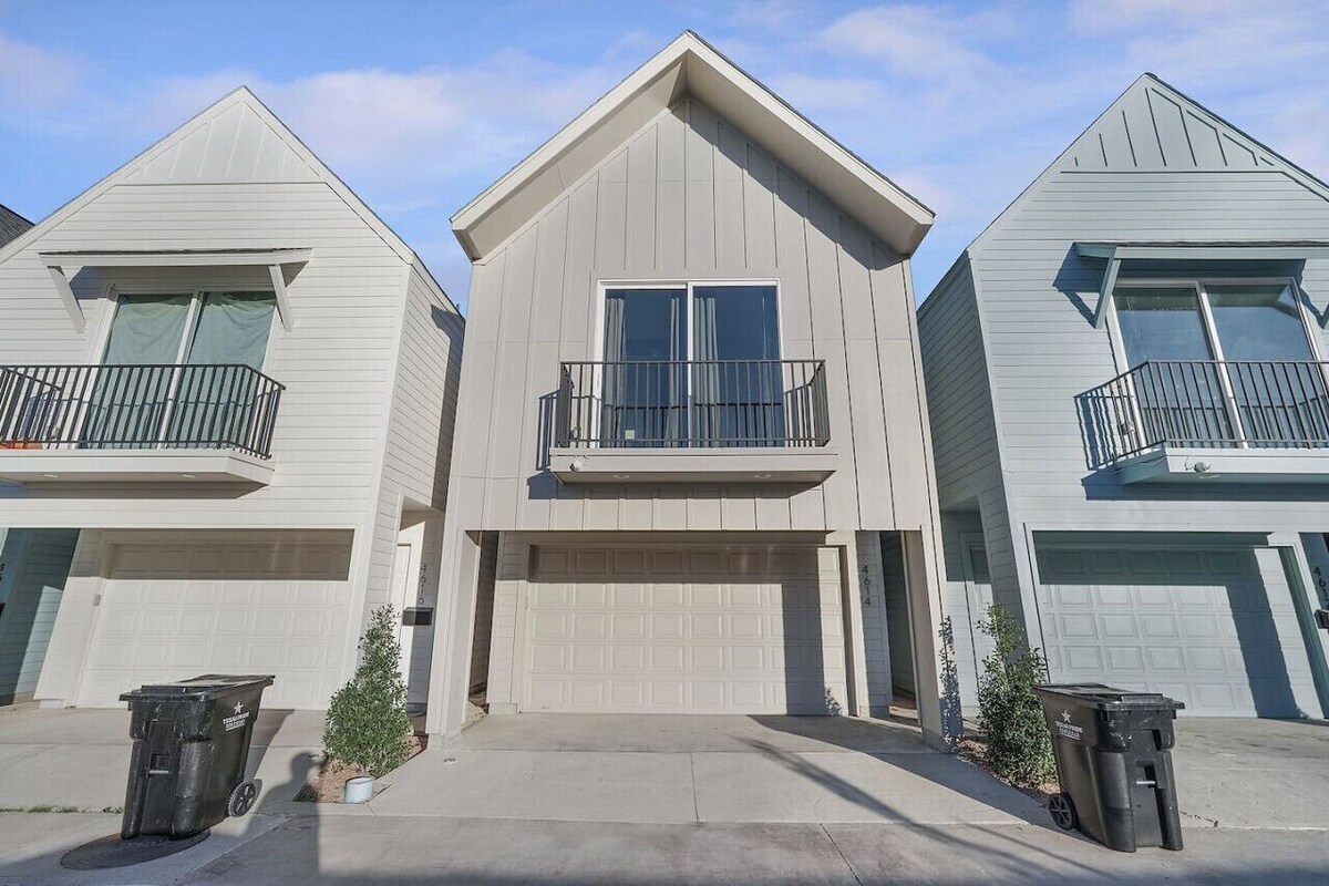 Photo 38 of Lavish Stay in Houston Heights