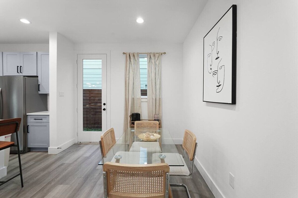 Photo 12 of Lavish Stay in Houston Heights
